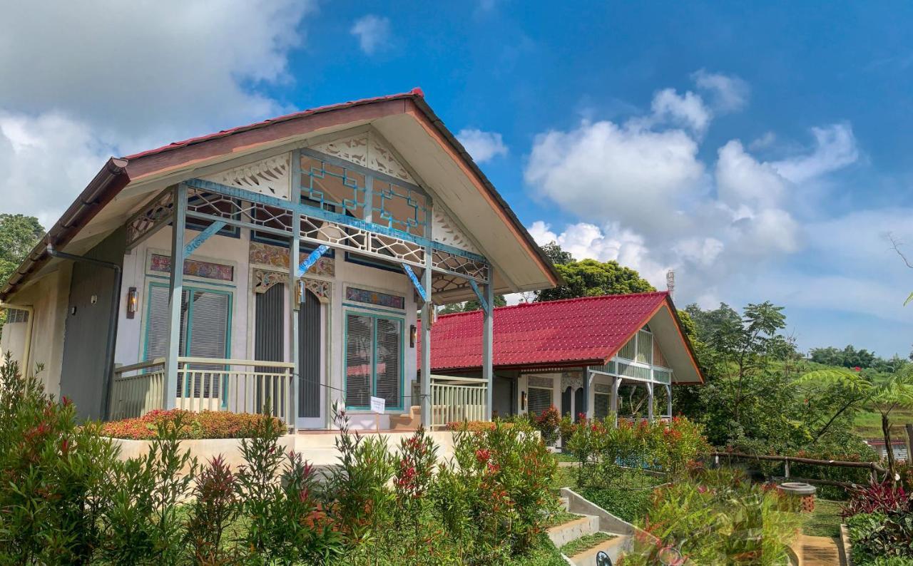 Gracia Spa Resort Hotel Ciater Exterior foto